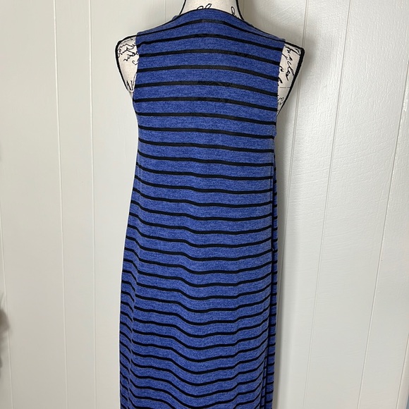 LuLaRoe Joy Sleeveless Kimono - Picture 2 of 5